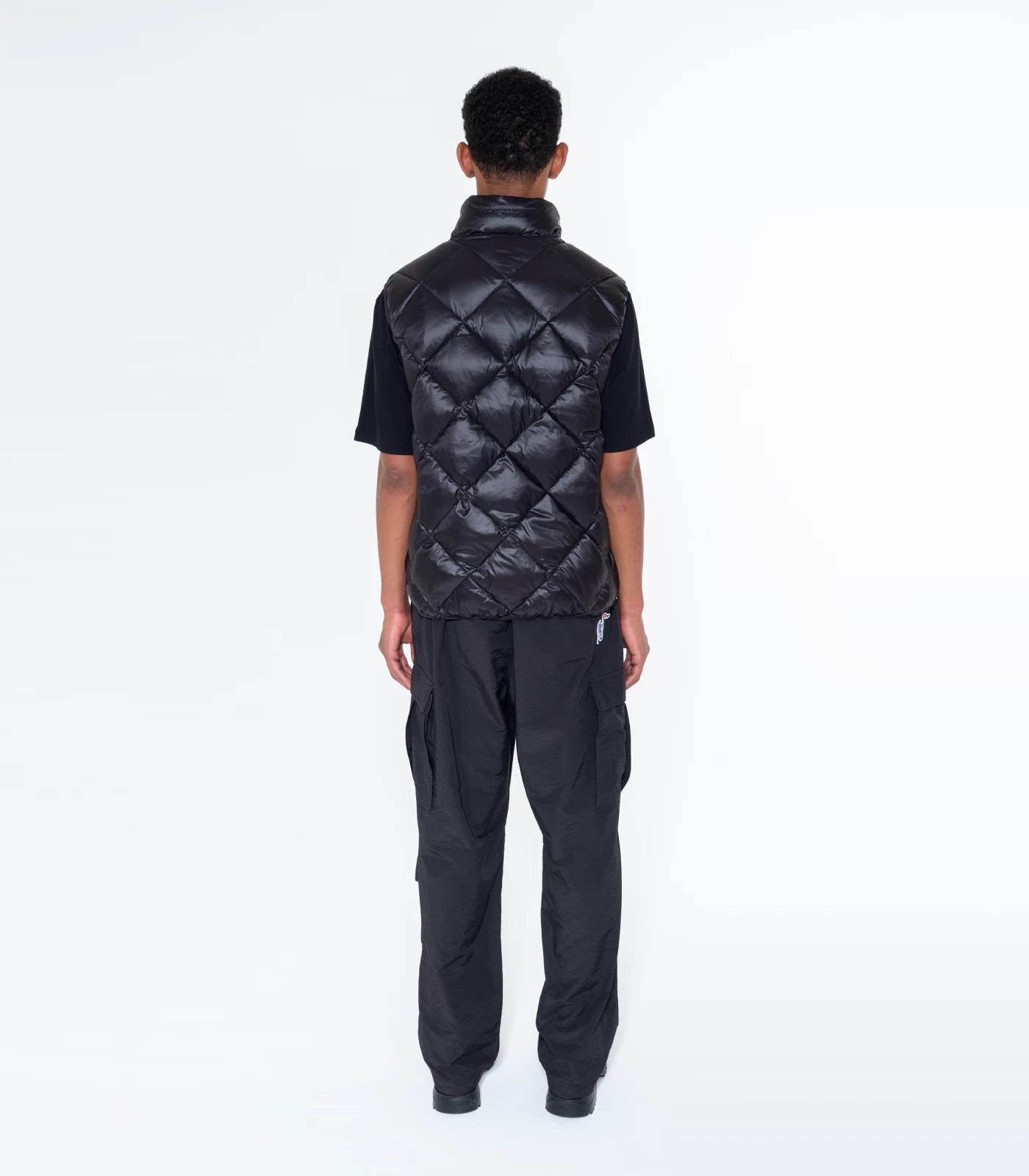 QUILTED LIGHTWEIGHT DOWN VEST - BLACK 4 QUILTED LIGHTWEIGHT DOWN VEST - BLACK - Image 4
